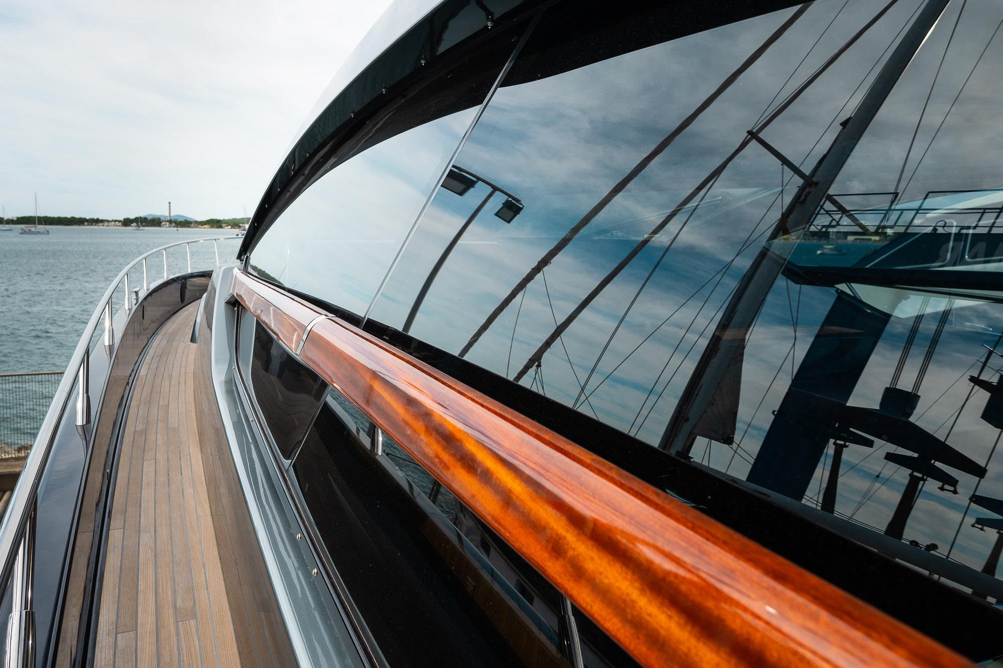 2019 RIVA 66' RIBELLE 